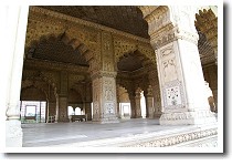 �f�B�[���[�l�E�J�[�X