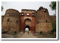 �v���[�i�[�E�L���[