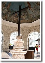 �}�[�����N���X