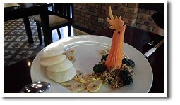 �{�엿���E�P���`�̑O��