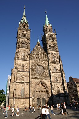 ���[�����c����