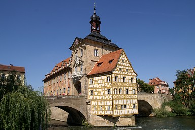 ���s����