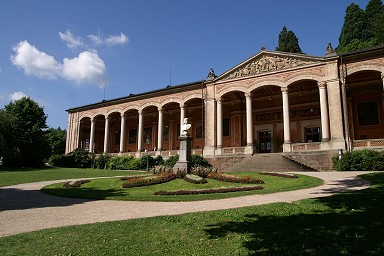 �g�����N�n��