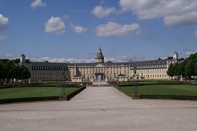 �J�[���X���[�G��