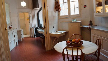 �J�T�E�~��