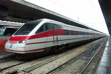 �y���h���[�m ETR460