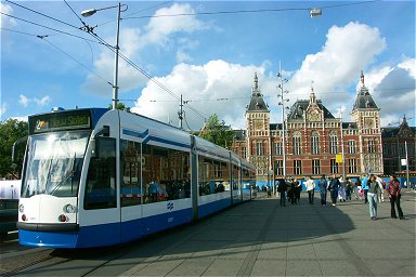 �A���X�e���_�������w