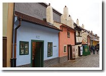 �������H