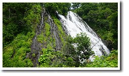 オシンコシンの滝