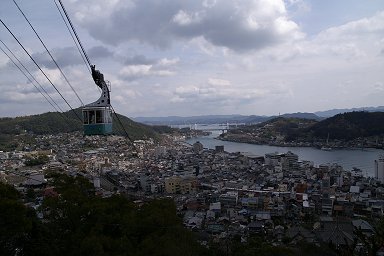 �����h�[��