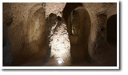 �J�C�}�N���̒n���s�s