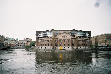 ����c����