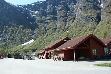 �t�����w