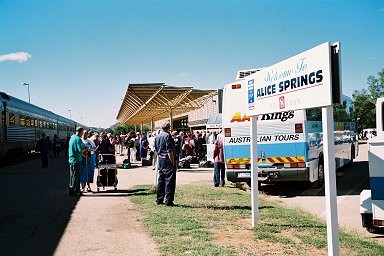 �A���X�E�X�v�����O�X�w