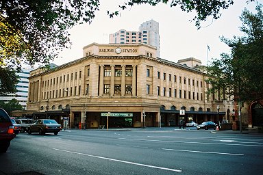 �A�f���[�h�w