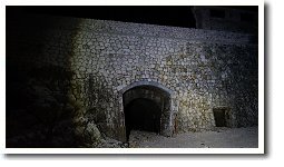 �Ӎz�Β����ɐ�